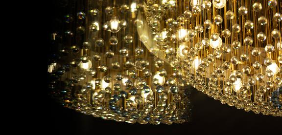 Kronleuchter im Krystallpalast Varieté.